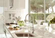 What’s the First Thing to Check to See If a House Is Clean?