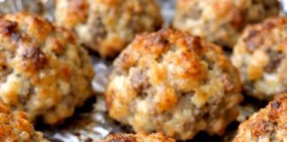 My aunt brings these to every family gathering and the plate is always empty in minutes.