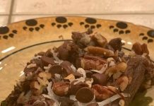 GERMAN CHOCOLATE COOKIE BARS