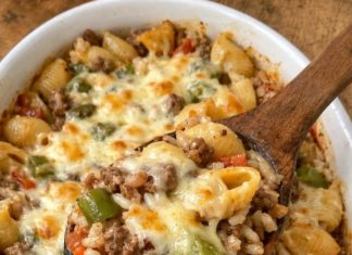 5-Ingredient Stuffed Pepper Pasta