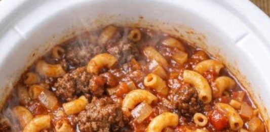 Slow Cooker 4-Ingredient Slumgullion
