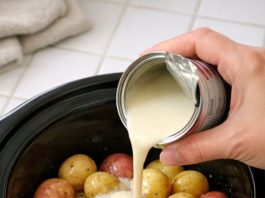 Slow Cooker Creamy Baby Potatoes with Evaporated Milk (Hearty Family Side Dish)