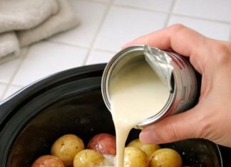Slow Cooker Creamy Baby Potatoes with Evaporated Milk (Hearty Family Side Dish)