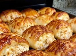 Mini Chicken Salad Croissant Sandwiche