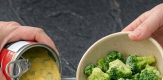 Broccoli Cheddar Noodle Skillet