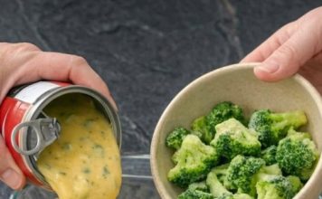 Broccoli Cheddar Noodle Skillet