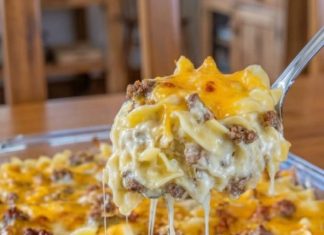 Sour Cream Beef Noodle Casserole