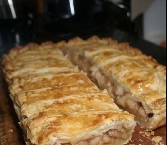My Grandma’s Apple Strudel