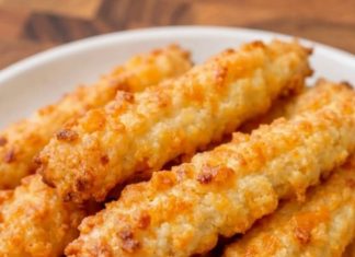Southern 4-Ingredient Cheese Straws