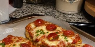 garlic bread pizza