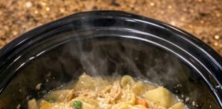 4-Ingredient Slow Cooker Chicken Pot Pie