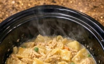 4-Ingredient Slow Cooker Chicken Pot Pie