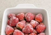 Dump a whole bag of frozen raw strawberries in the baking dish with 4 other ingredients and get a dessert so incredible your family will be fighting over the last scoop