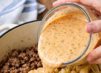 Pour This 1 Creamy Liquid Over Browned Ground Beef and Uncooked Pasta Shells Into a Dutch Oven for a One-Pot Dinner That Keeps You Full Longer Than Expected