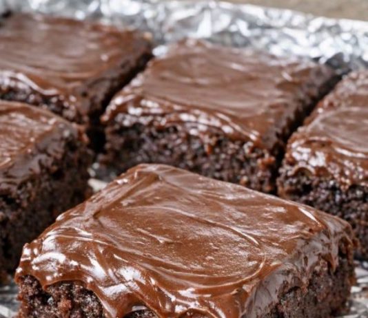 My Kids Beg Me to Make This Every Friday After School — I Can’t Believe It’s Only 4 Ingredients
