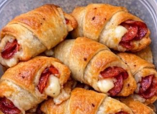 3-Ingredient Crescent Pizza Rolls