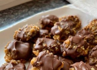 Crunchy Chocolate Pecan Billionaires