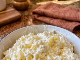 The Best Pineapple Fluff Recipe: A Light, Creamy Nostalgic Dessert