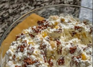 Pineapple Crackle Salad (The Sweet, Salty, and Creamy Potluck Favorite)