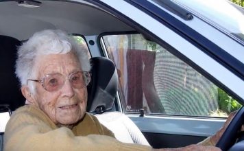 Can People Over 70 Still Drive? What the Rules Really Say and the Signs You Should Never Ignore