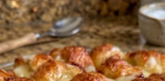 3-Ingredient Crescent Brie Bites