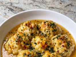 Crockpot Chicken and Dumplings