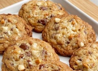 Chocolate Chip Pecan Cookies