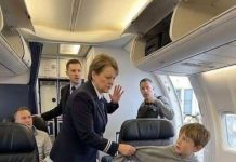 A Quiet 6-Year-Old In First Class Left The Entire Cabin Stunned