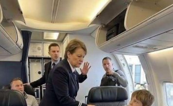 A Quiet 6-Year-Old In First Class Left The Entire Cabin Stunned