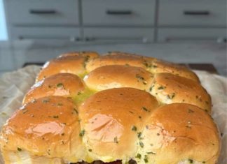 Marry Me Chicken Sliders