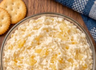 Creamy Pineapple Cream Cheese Dip