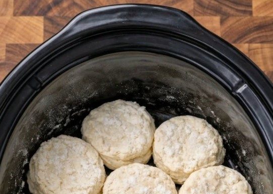 Slow Cooker Sticky Buns: A Gooey, Caramelized Treat That Practically Makes Itself