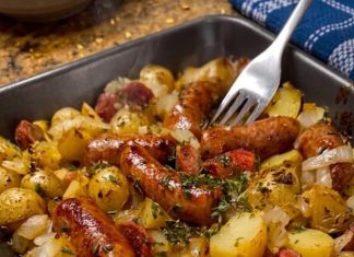 Crockpot Sausage and Potatoes: An Easy, Hearty Slow Cooker Dinner