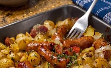 Crockpot Sausage and Potatoes: An Easy, Hearty Slow Cooker Dinner