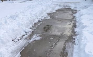 How To Safely De-Ice Your Walkways This Winter