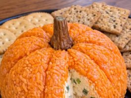 Low Carb 3-Ingredient Pumpkin Cheese Ball: An Easy Halloween Party Appetizer