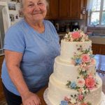 A Man’s Fiancée Asked His Grandmother to Make Her a Huge Wedding Cake, Then Refused to Pay for It – So His Sister Prepared a Wedding Gift She’ll Never Forget