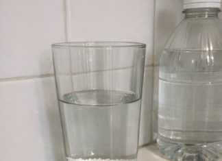 Put salt and vinegar in a glass and place it in a room you frequent. Here’s why