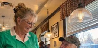 A Man Left My 68-Year-Old Mother No Tip and Wrote “Get a Real Job” Then His 91-Year-Old Father Came In and Ordered “The Usual From 1979”